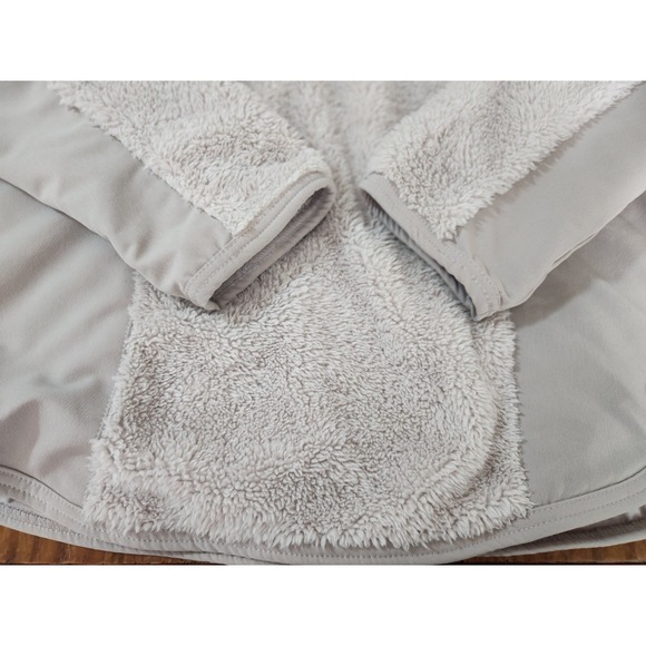 Nike Women's Beige‎ Sherpa Therma Fleece Hoodie Pullover Size Large Athleisure - Picture 6 of 14